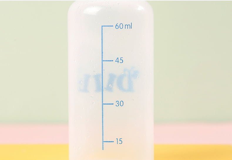 Pet Nursing Feeding Bottle Pet Milk Feeder With Replace Nipples And Brush – 60 ML