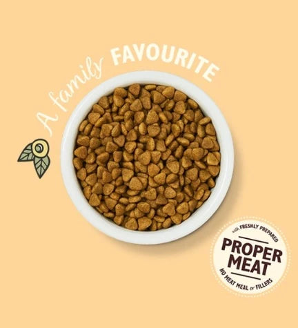 Lily's Kitchen Chicken Casserole Dry Cat Food 2kg